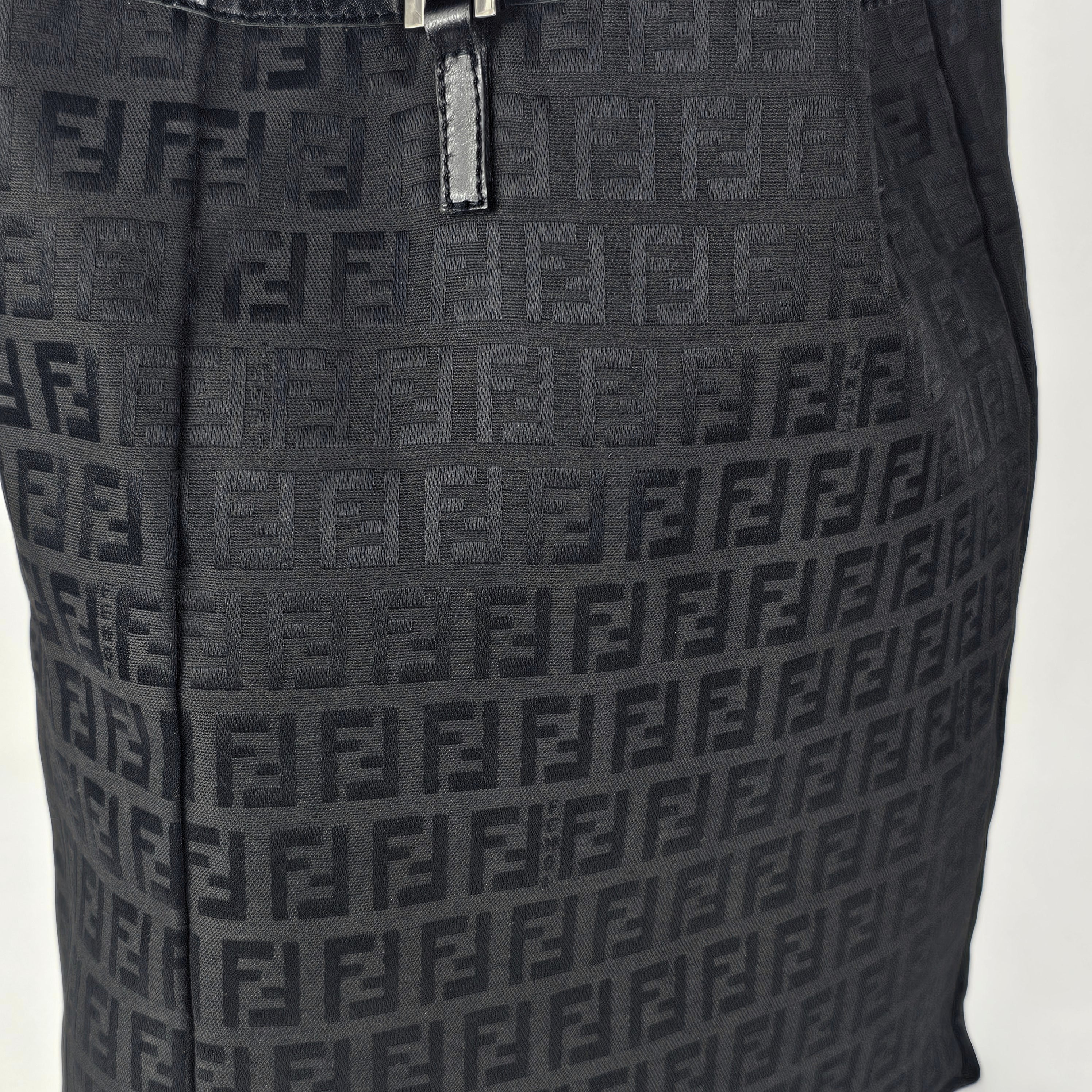 Fendi Tote Bag Vintage Zucchino in tela e pelle nera