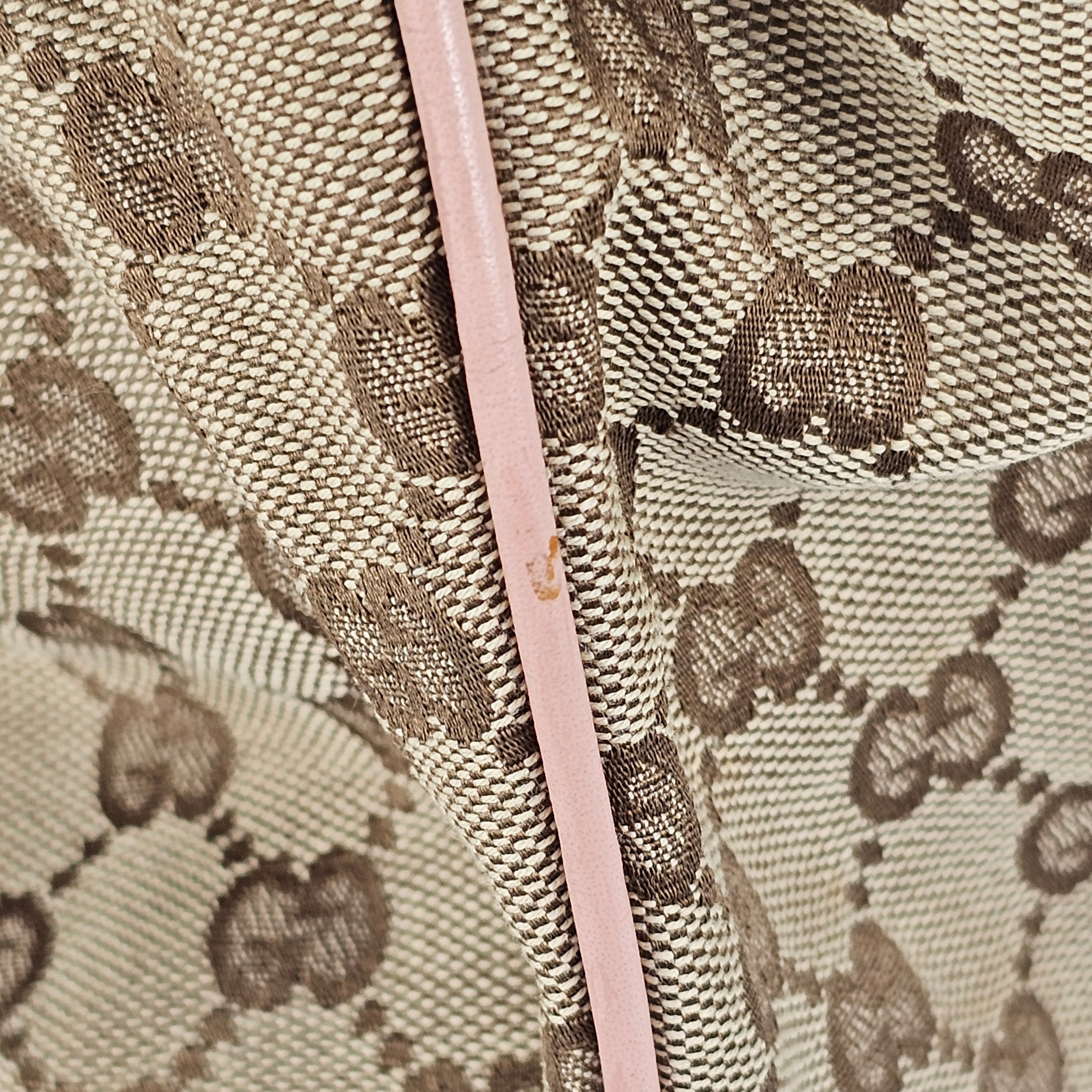 Gucci Sukey in tela GG e pelle rosa