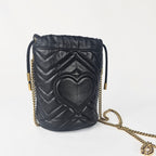 Gucci GG Marmont Small Bucket Bag Nera in Pelle Matelassé