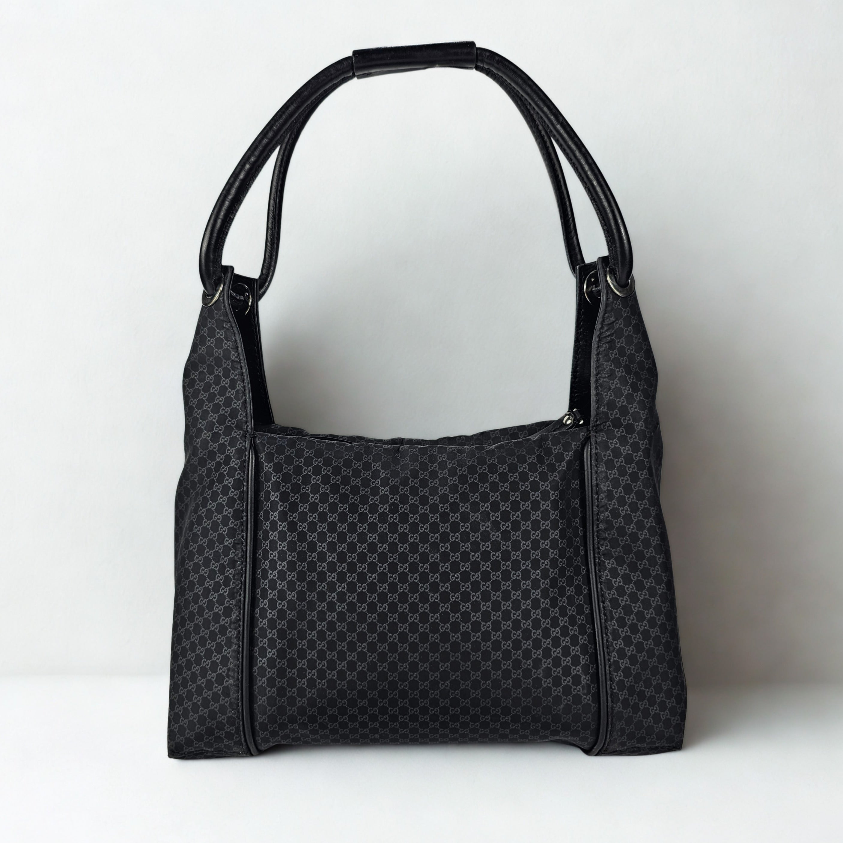 Gucci Hobo Micro GG in nylon e pelle nera
