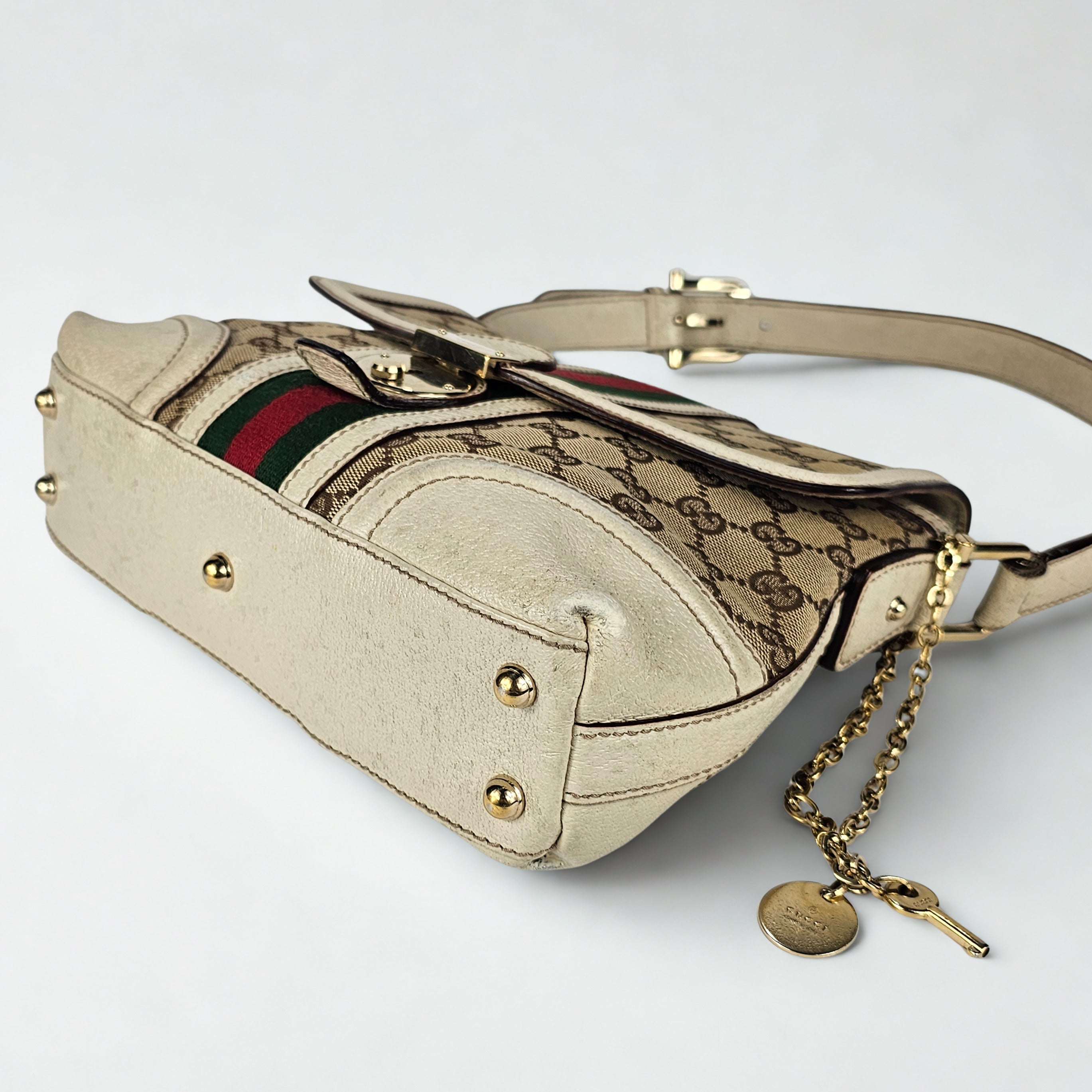 Gucci Sherry Line Vintage in tela GG e pelle bianca