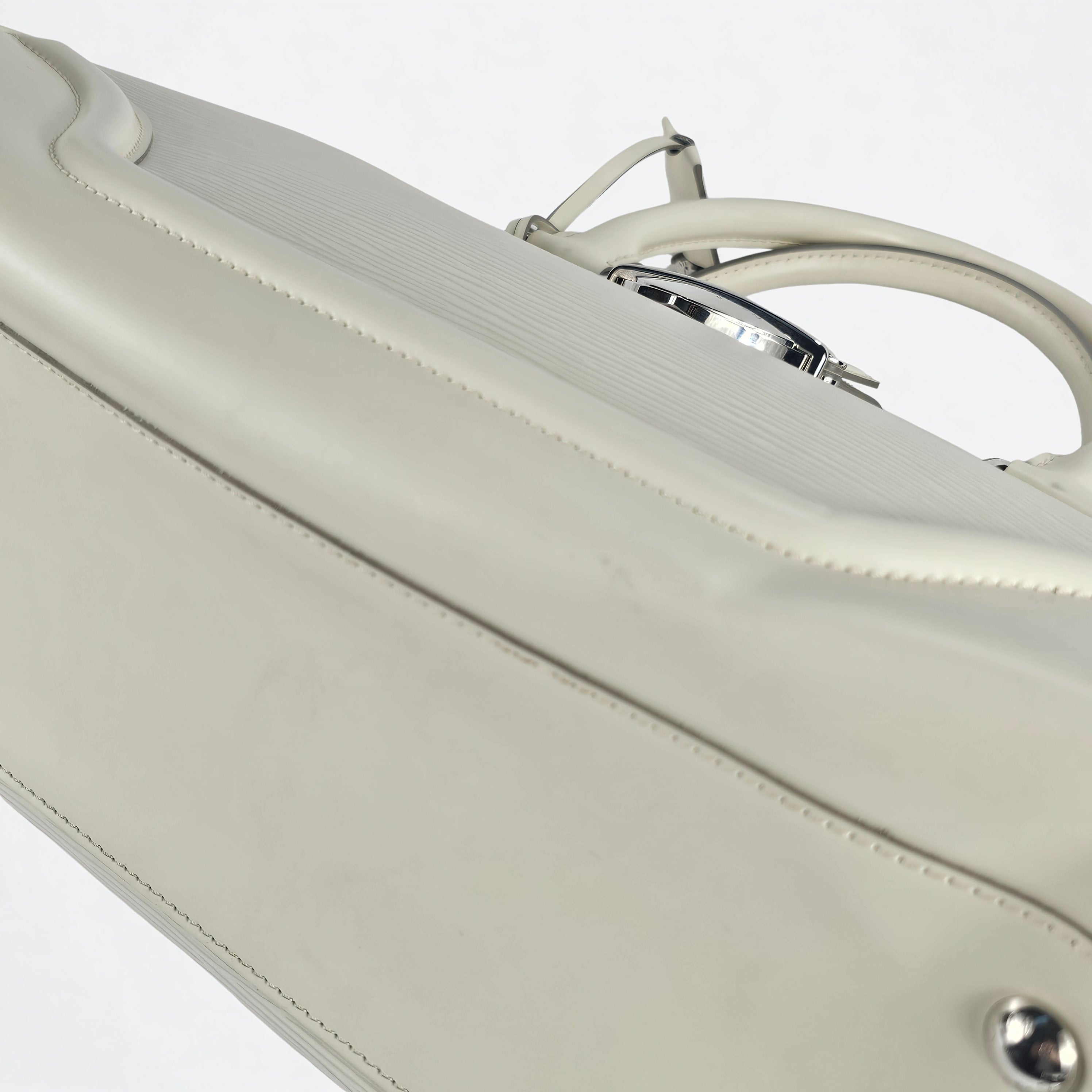 Louis Vuitton Montaigne Bowling GM in Pelle Épi Avorio