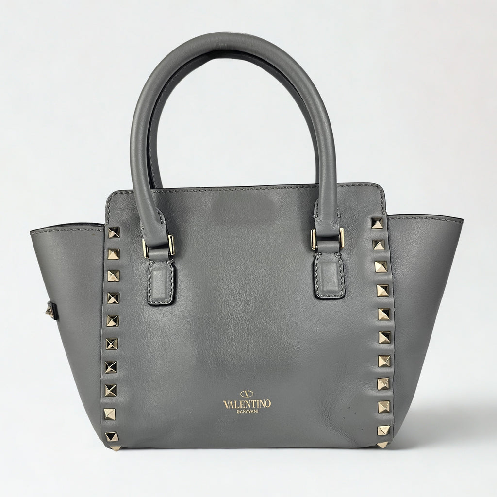 Valentino Garavani Rockstud Small Bag in pelle grigia