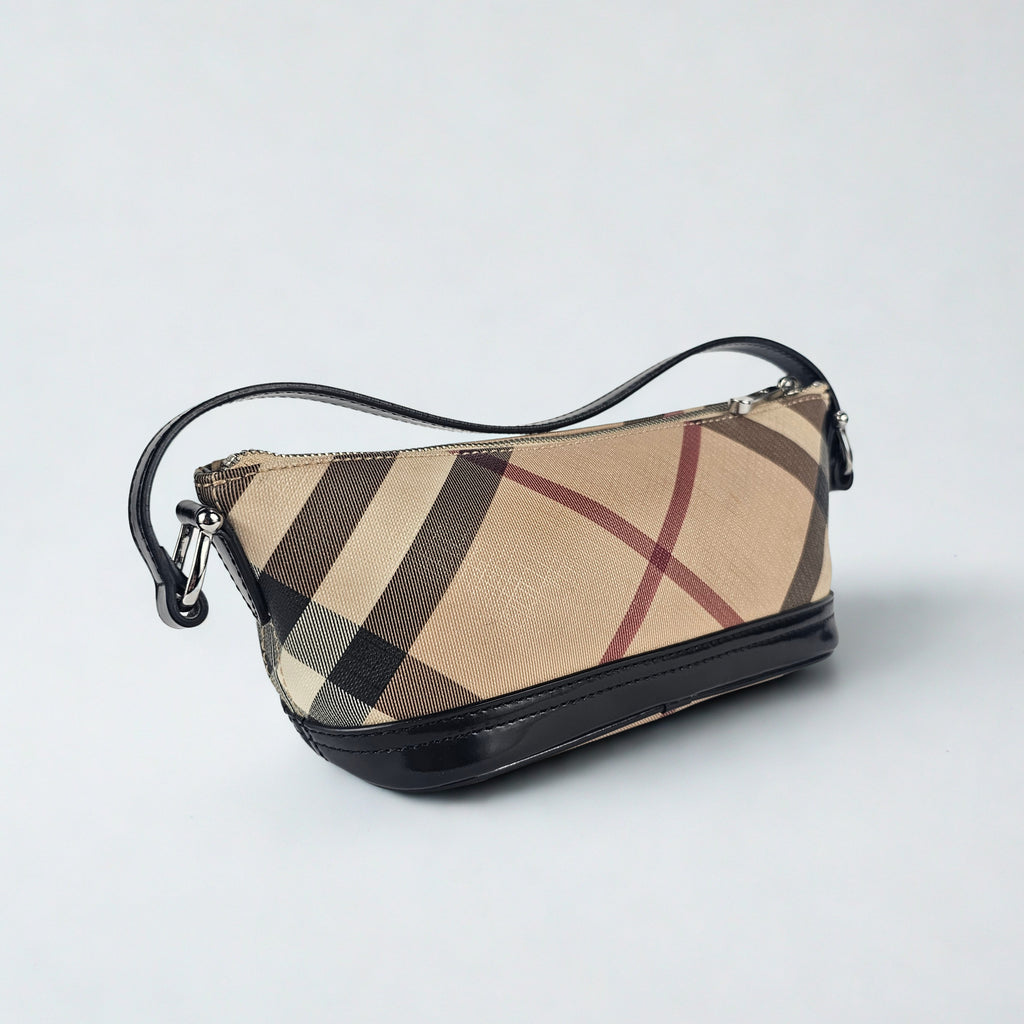 Burberry Baguette Nova Check Beige con Finiture in Vernice Nera